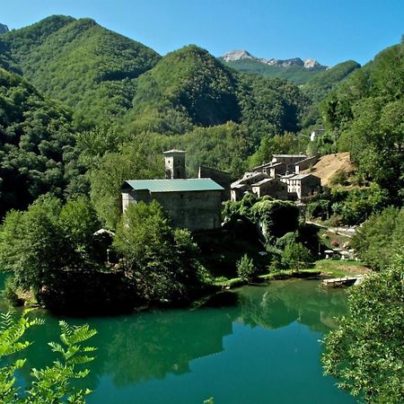 Borgo Isola Santa Exterior foto