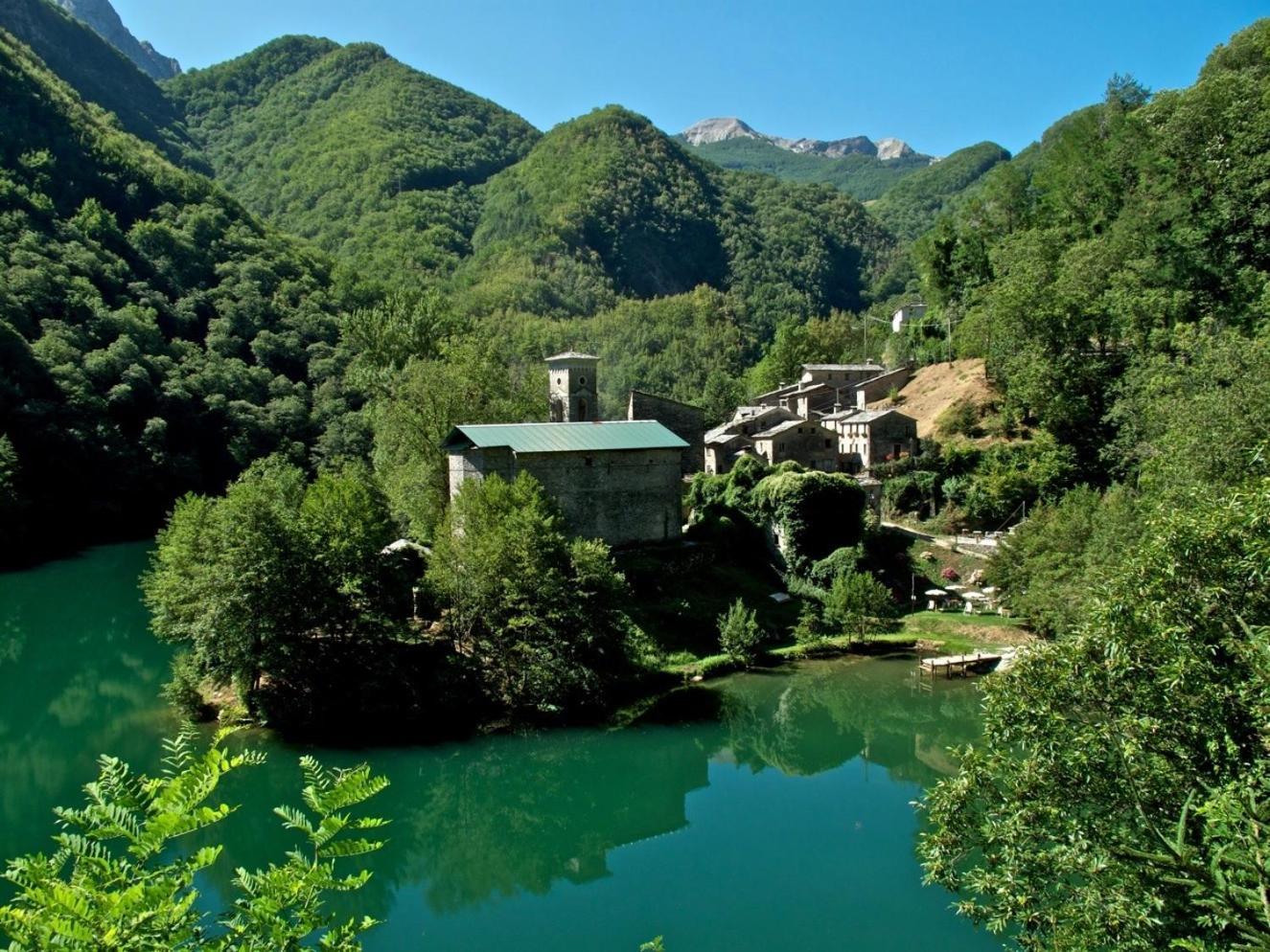 Borgo Isola Santa Exterior foto