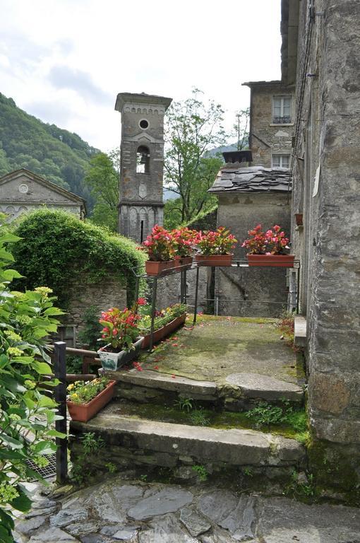 Borgo Isola Santa Exterior foto