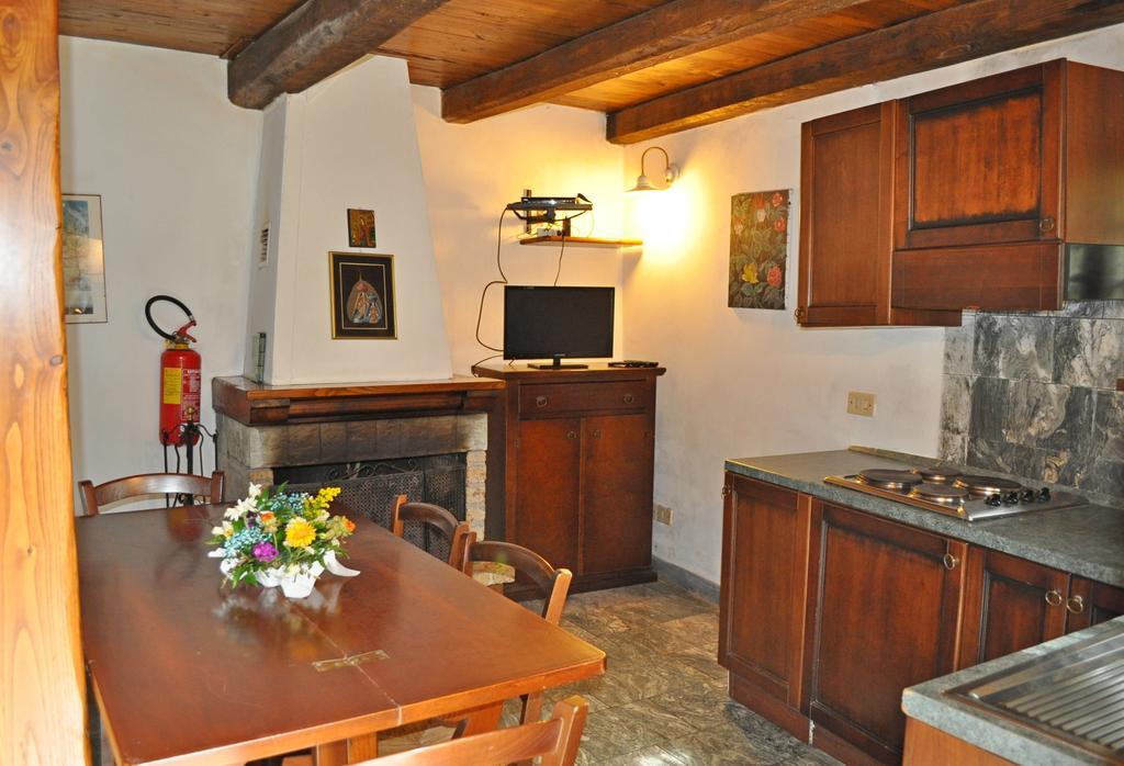 Borgo Isola Santa Exterior foto